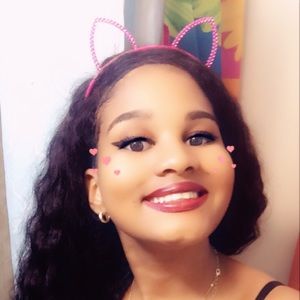 Meet your Posher, Mikaela